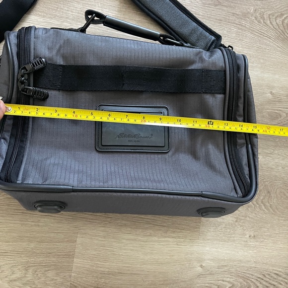 Eddie Bauer Luggage Carry On Grey Shoulder Bag - Picture 12 of 15